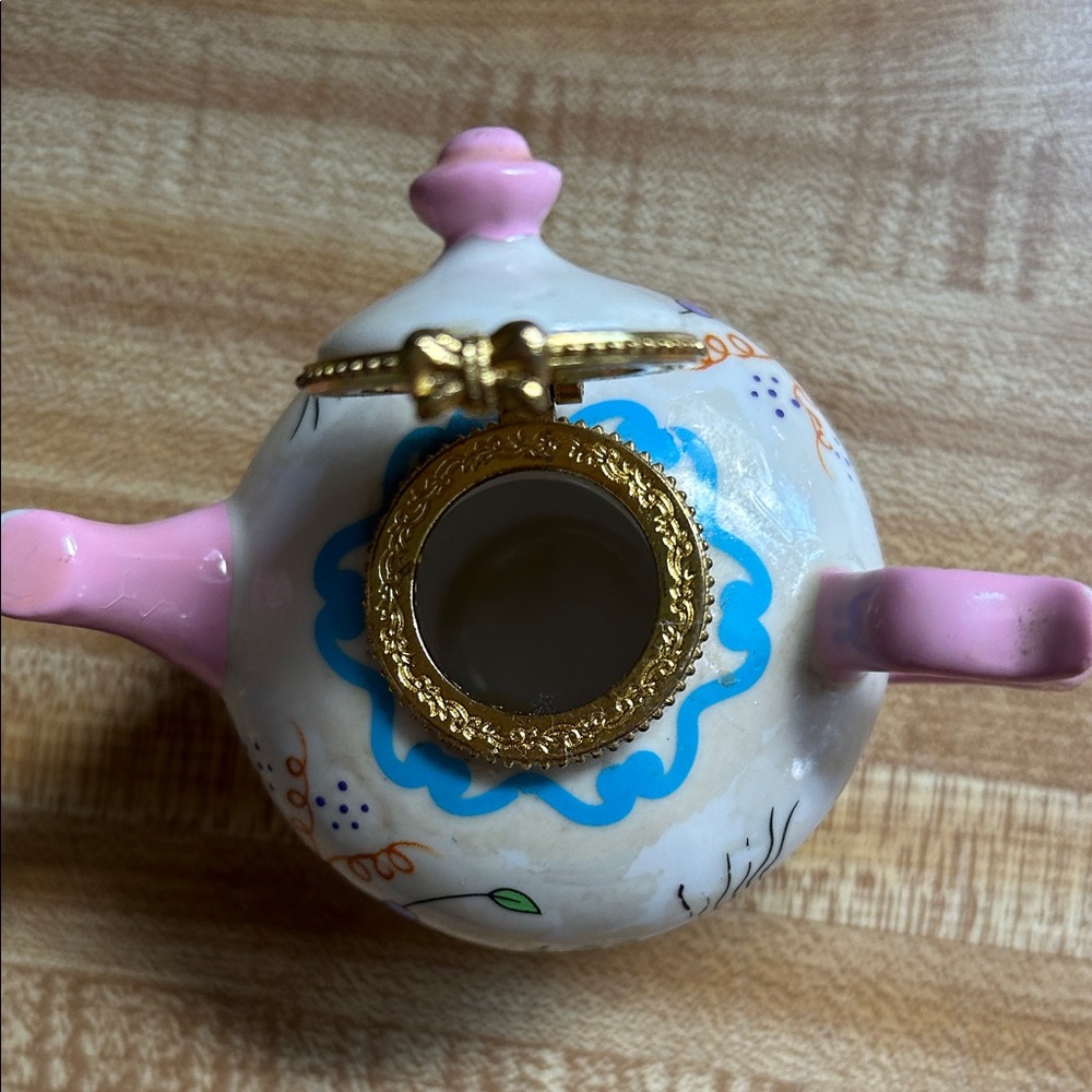 Tea Party Tea Pot Hinged Trinket - Picture 5 of 6